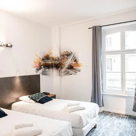 Des Arts - Centre Cathedrale 2*