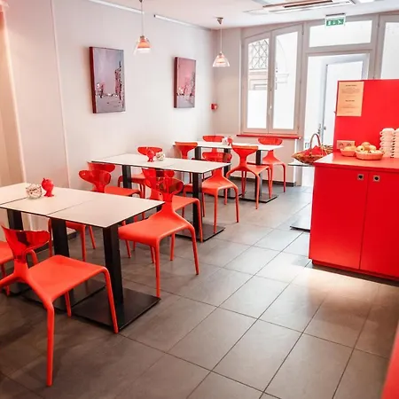 Des Arts - Centre Cathedrale Hotell