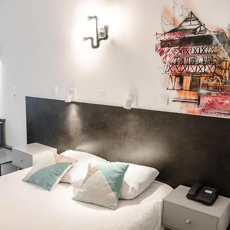 Des Arts Hotel