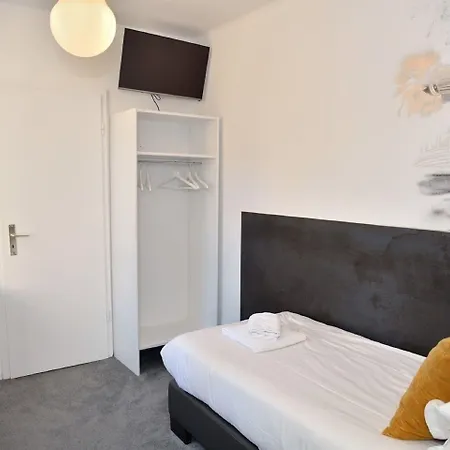 Des Arts - Centre Cathedrale 2*