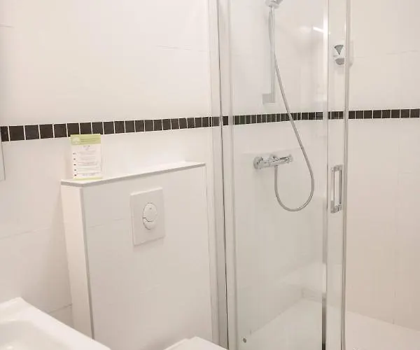 Des Arts - Centre Cathédrale Hotel