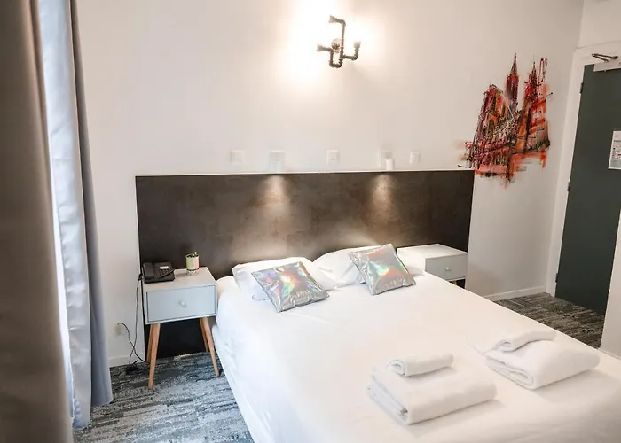 Des Arts - Centre Cathedrale Hotell 2*