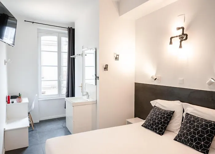 Des Arts - Centre Cathédrale 2*