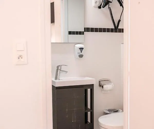 Des Arts - Centre Cathedrale 2*