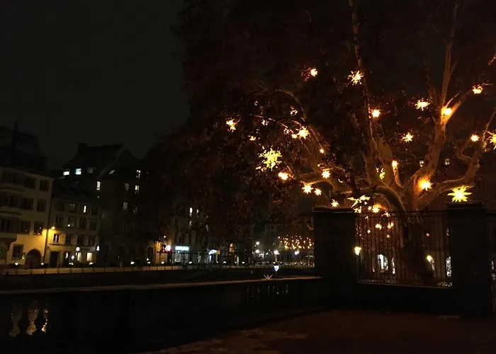 Des Arts - Centre Cathedrale 2*