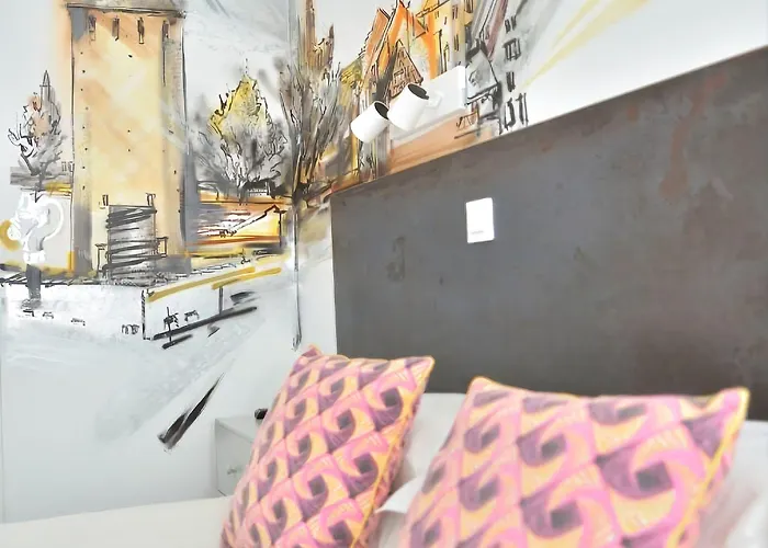 Des Arts - Centre Cathédrale Hotel 2*